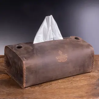 Cosmetic tissue box cover in leather