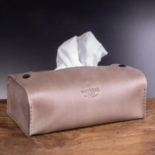 Cosmetic tissue box cover in leather