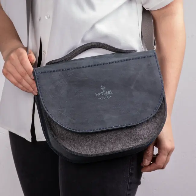 Crossbody saddle bag, leather & felt, women