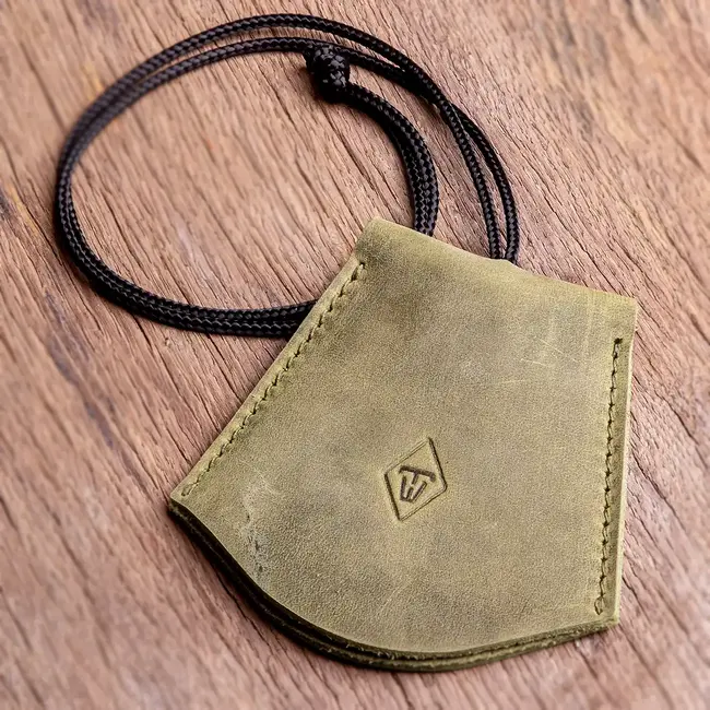 Key case bell of leather