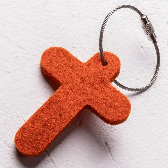 Cross key chain made of felt