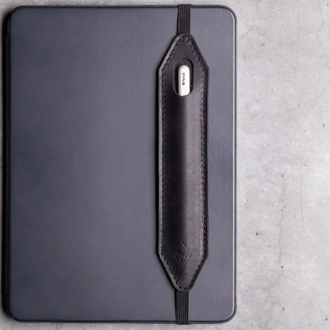 Pen loop of leather with elastic band