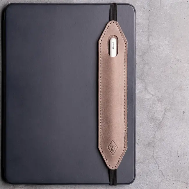 Pen loop of leather with elastic band