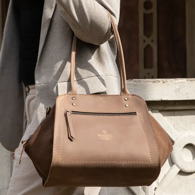 handbag leather