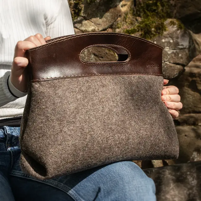 Handbag „Cut Out" of felt and leather