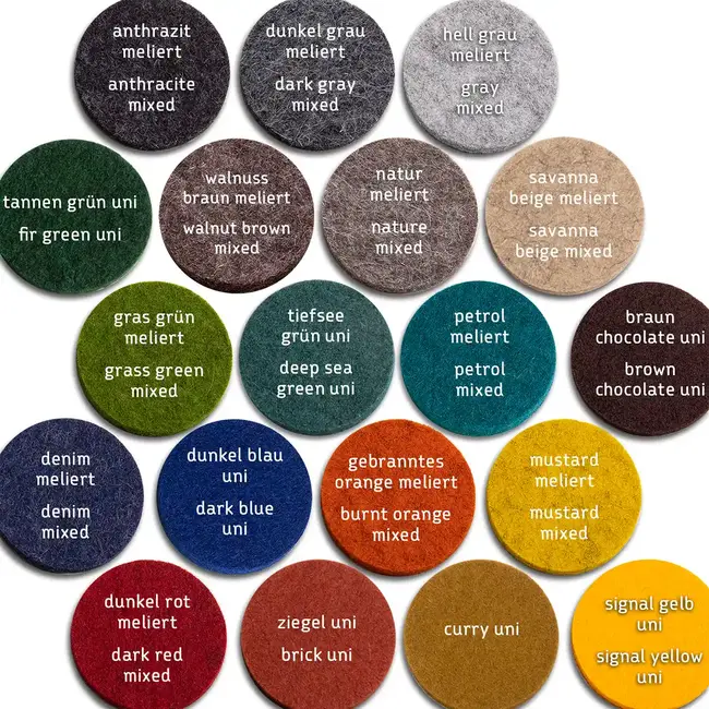 Pen holder of felt with rubber band