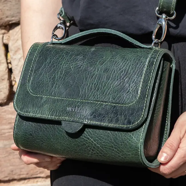 Crossbody bag of genuine leather SCHATZKÄSTCHEN