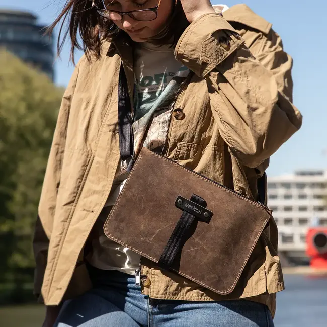 Bauchtasche aus Leder
