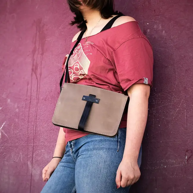 Bauchtasche aus Leder