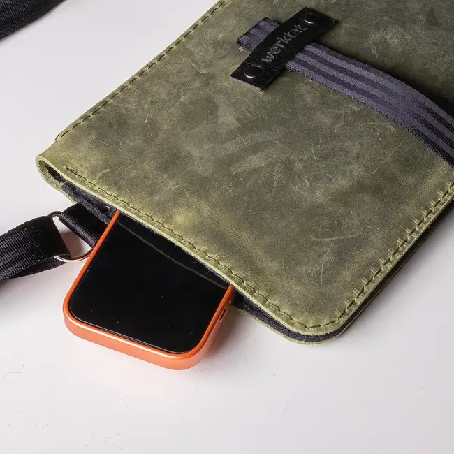 Bauchtasche aus Leder