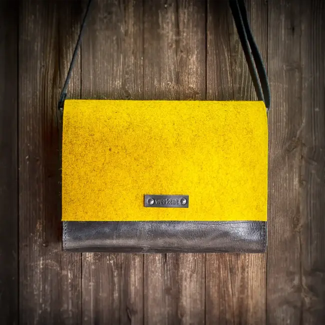 Shoulder bag leather & felt crossbody