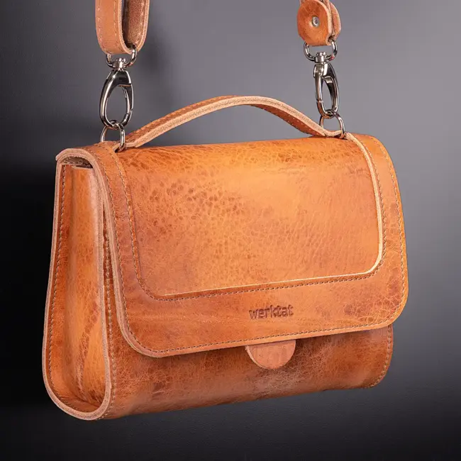 Crossbody bag of genuine leather SCHATZKÄSTCHEN