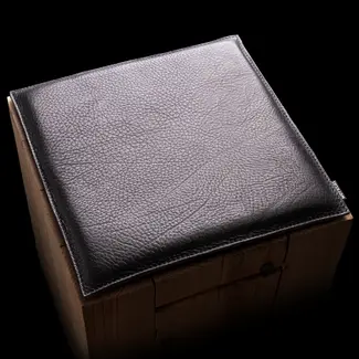 square leather seat cushion – angular or rounded with felt