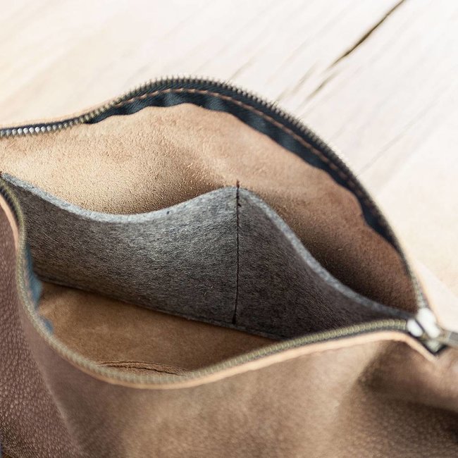 Umhängetasche aus Büffelleder für Damen