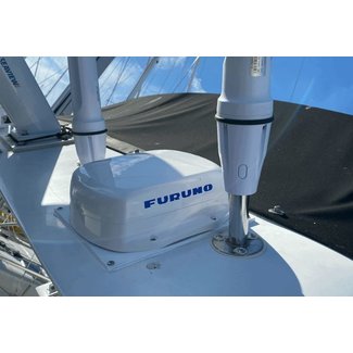 FURUNO SCX-20 Satellietkompas met vier GPS  antennes