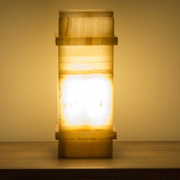Indomarmer Square Lamp Onyx Height 40 cm