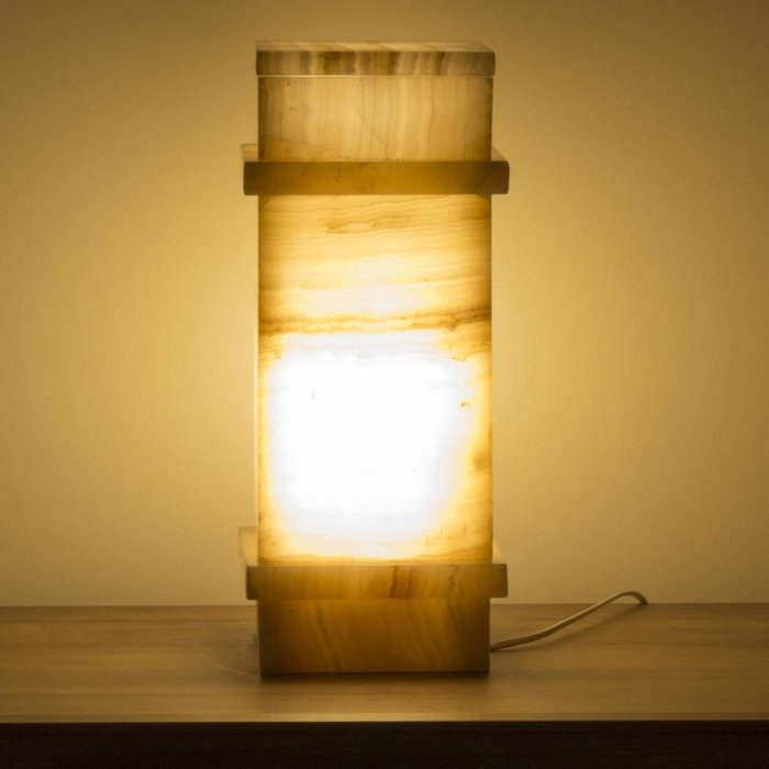Indomarmer Square Lamp Onyx Height 40 cm