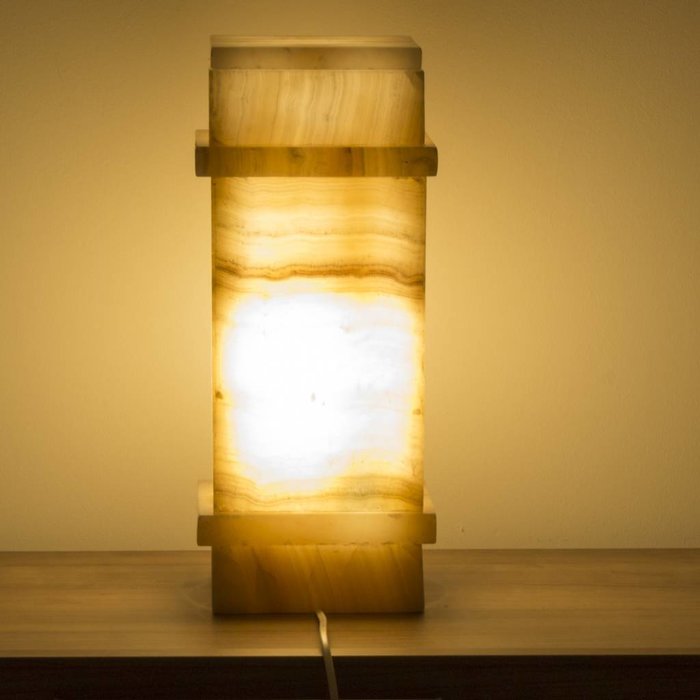 Indomarmer Square Lampe Aus Onyx Höhe 40 cm