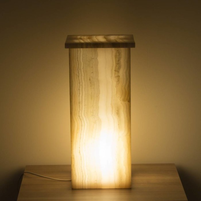 Indomarmer Square Lamp Onyx Height 50 cm