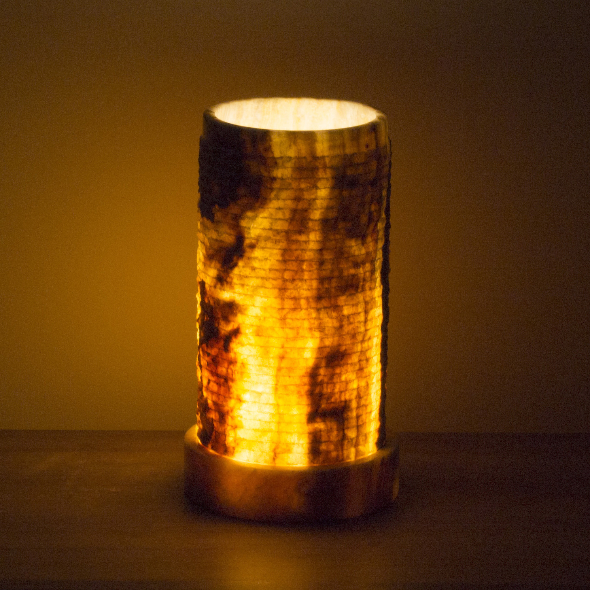 Indomarmer Zylinder Lampe aus Onyx