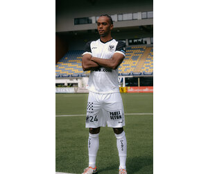 official-game-jersey-stvv-
