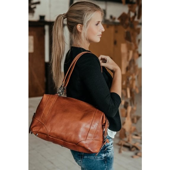 Women's Vintage Brick Red Leather Shoulder Bag