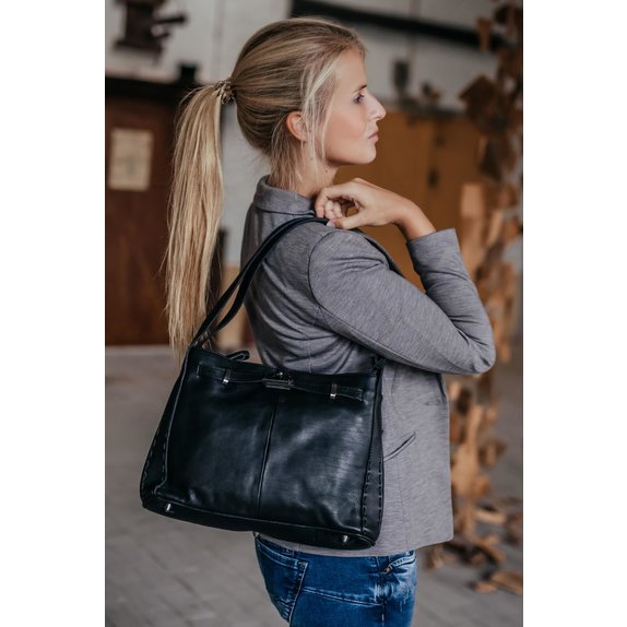 Audrey – Women’s Handbag in Black Vintage Leather