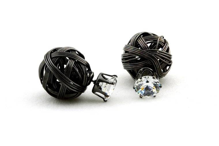 Sazou Jewels Double Dots Black Diamond Knot Oorbellen