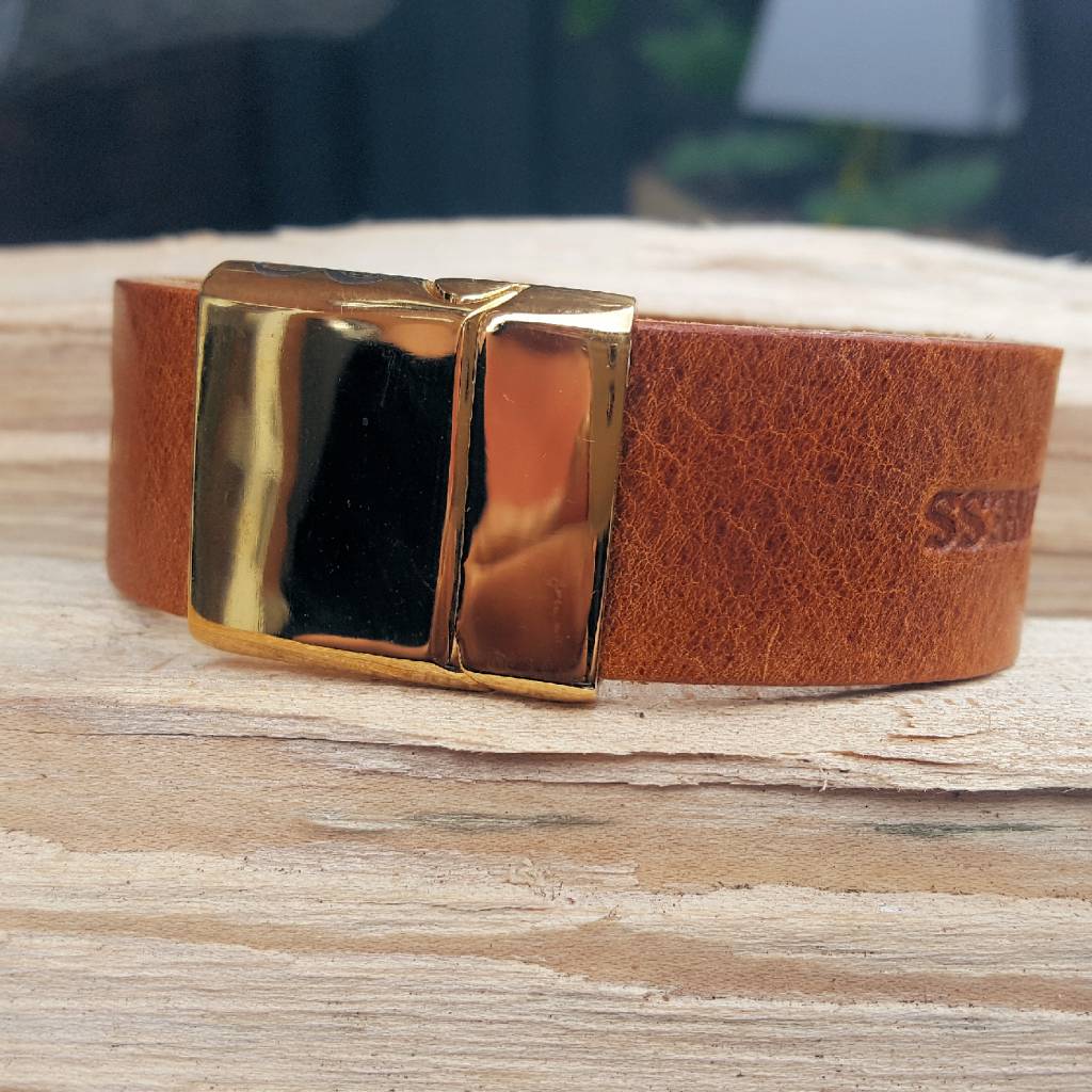 B & L Echt leren armband Cognac met tekst Love Hope Happiness MT21