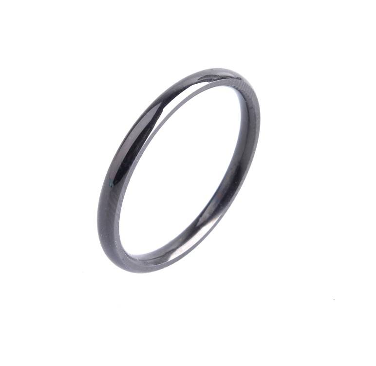 Smalle zwarte stainless steel (stapel) ring