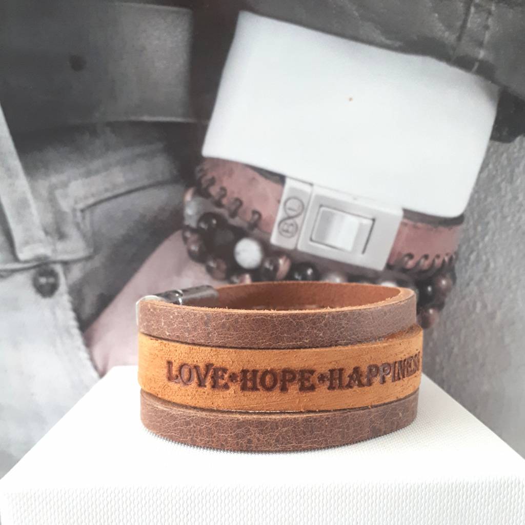 B & L Lederen Armband Cognac Love Hope Happiness BL9977