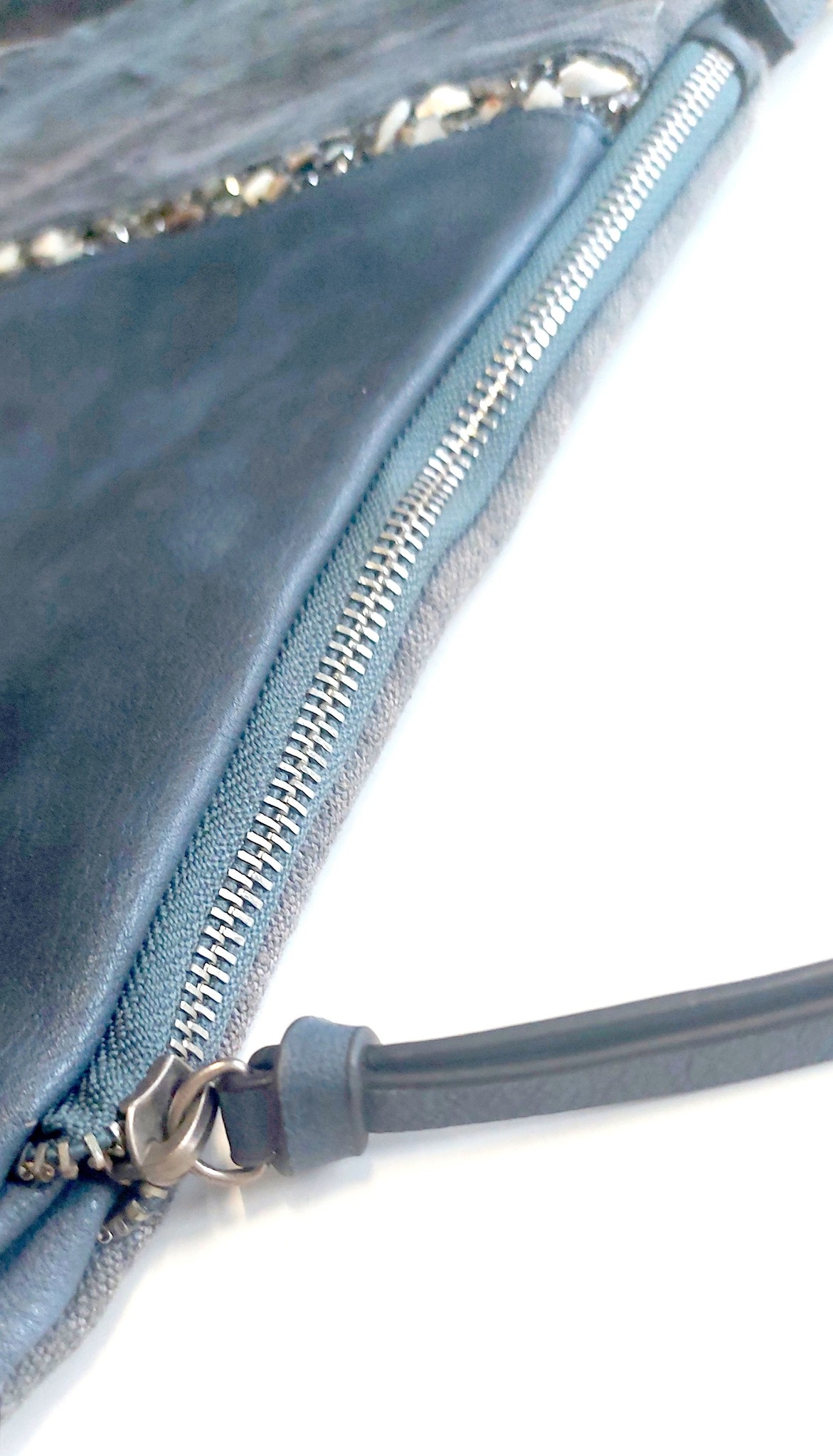 Blauwe tas Mandoline met decoratieve steentjes