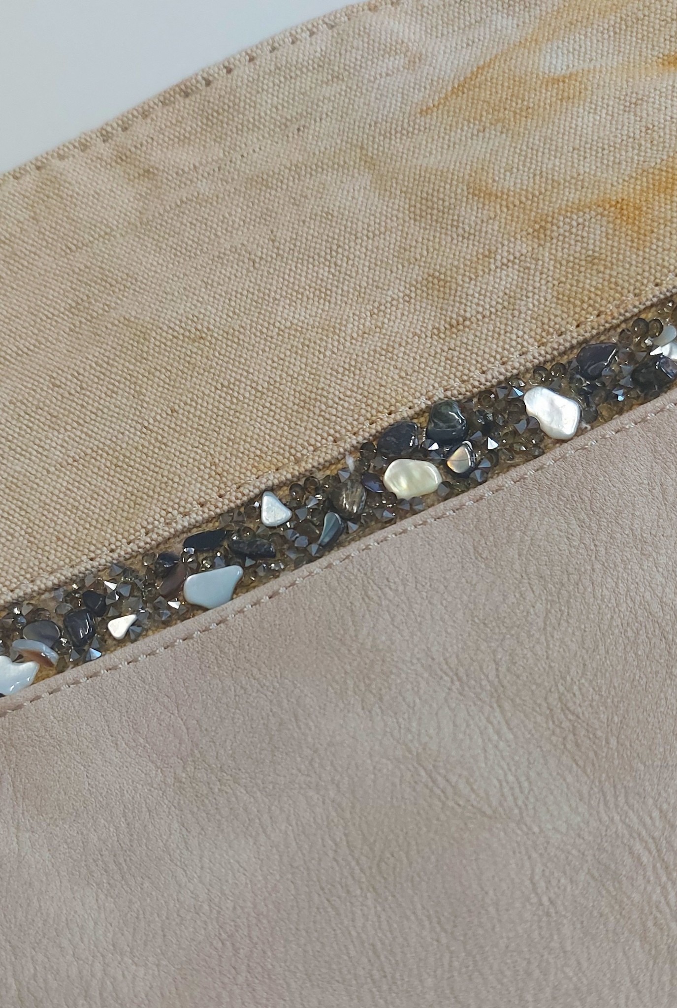 Beige Oker tas Mandoline met decoratieve steentjes