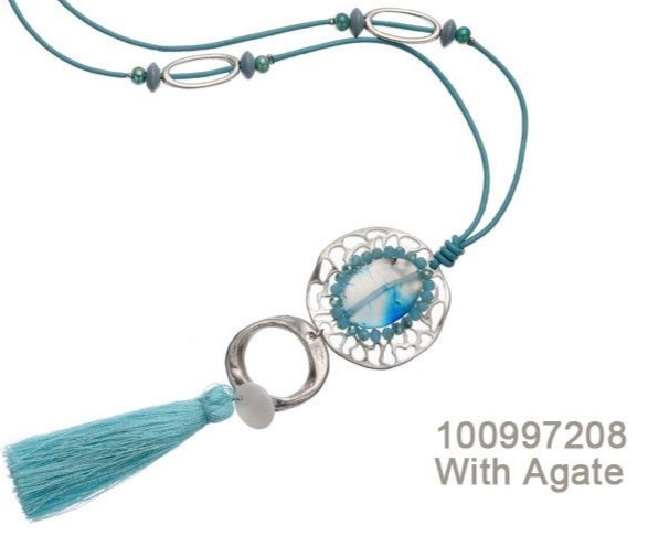 Sweet7 Lange turquoise koord ketting met kralen en elementen en een tassel