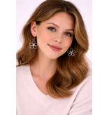 Sazou Jewels Bloem oorbellen met stainless steel haakje
