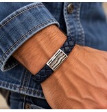 Sazou Jewels Echt lederen armband met een Zamak slot en tube.