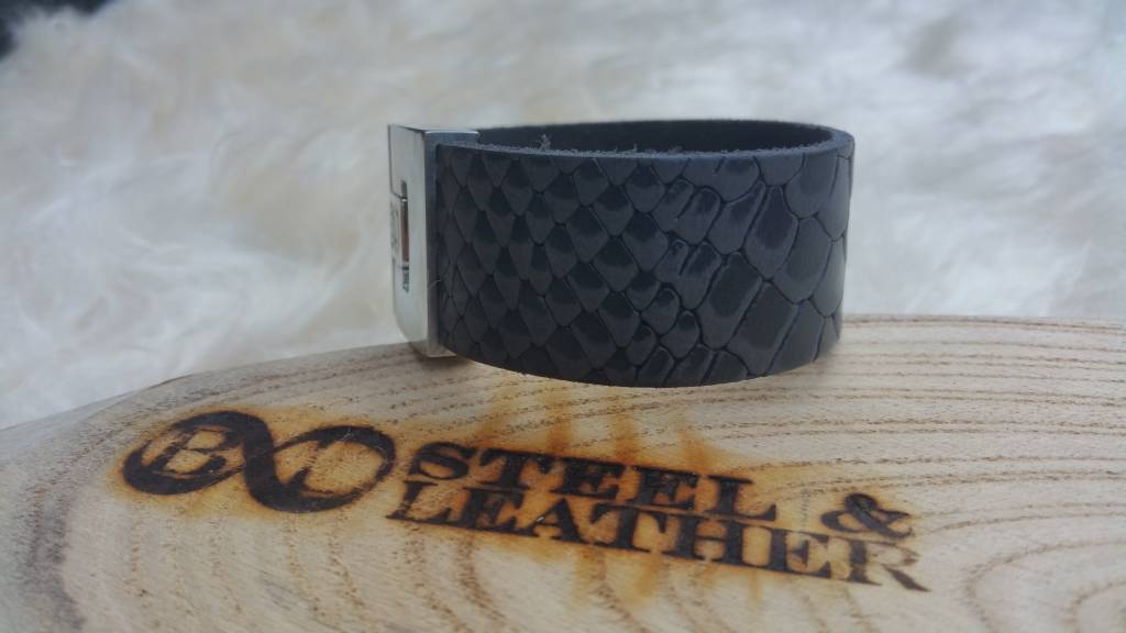 B & L Echt leren grijze armband armband "Snake" met steel slot