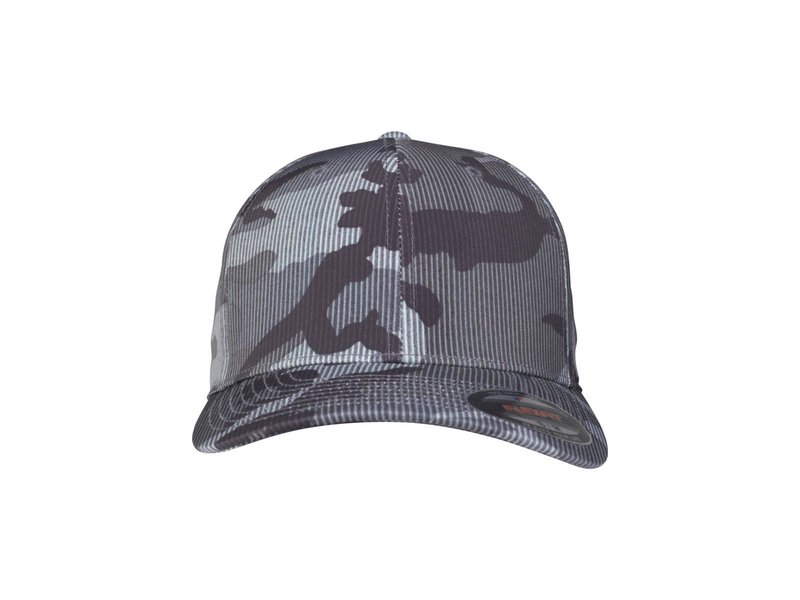 Urban Classics  Flexfit Camo Stripe Cap