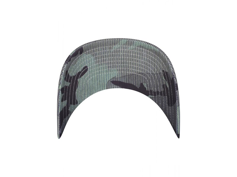 Urban Classics  Flexfit Camo Stripe Cap