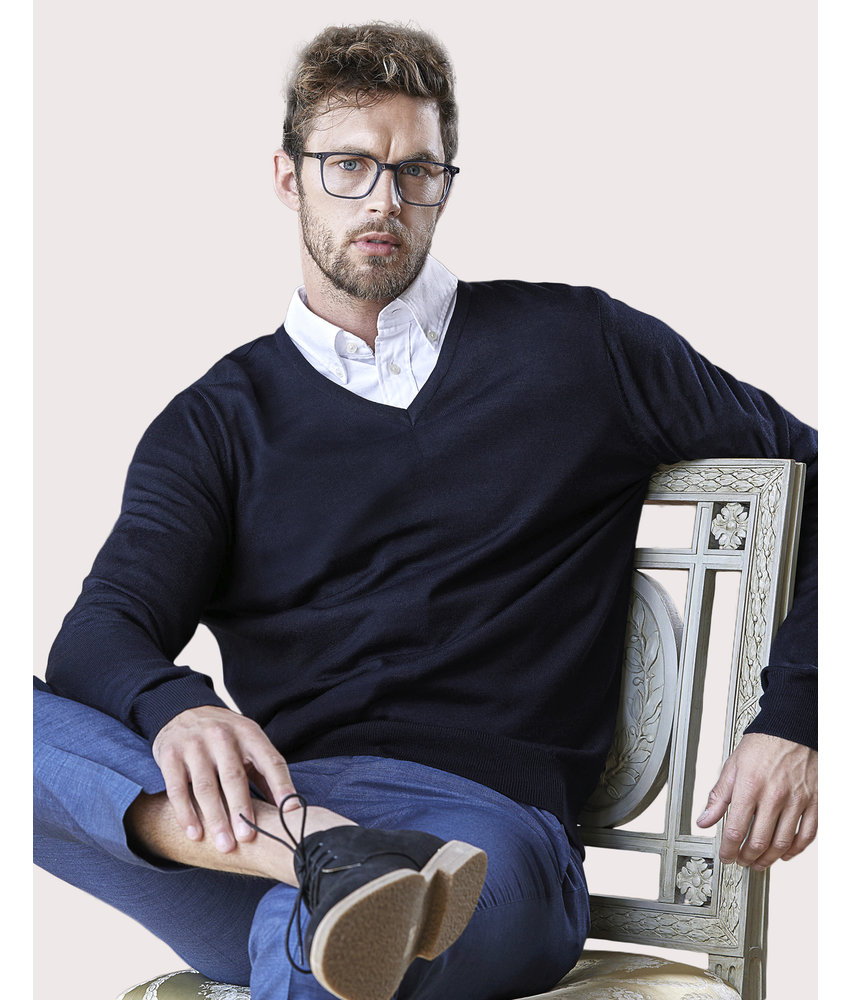 Tee Jays | 764.54 | 6001 | Men's V-Neck Sweater