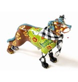 Toms Drag Dog Figurine Kurtie