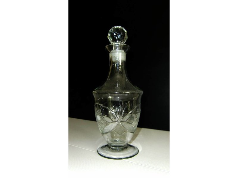 Baroque House of Classics Carafe- sunflower cut