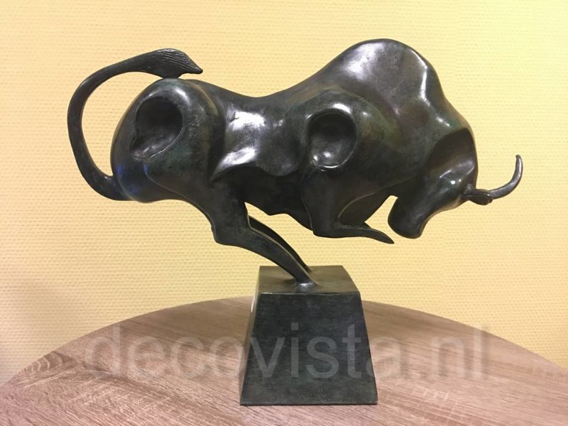 L' Art Bronze Bull statue Salvador Dali-style, green patina