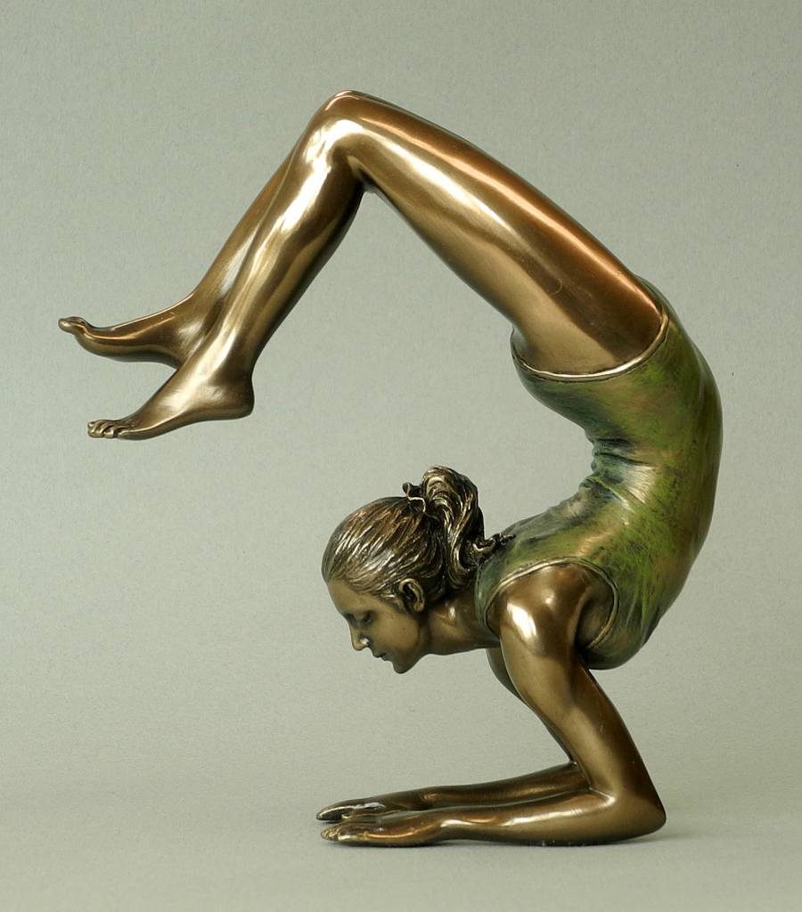 BodyTalk Yoga figurine woman Vrischikasana - DECOVISTA - colorful design  furniture, statues & wall sculptures