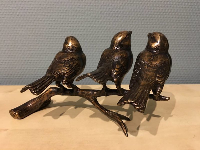 L' Art Bronze Bronze trio of small sparrows on branch, - brown