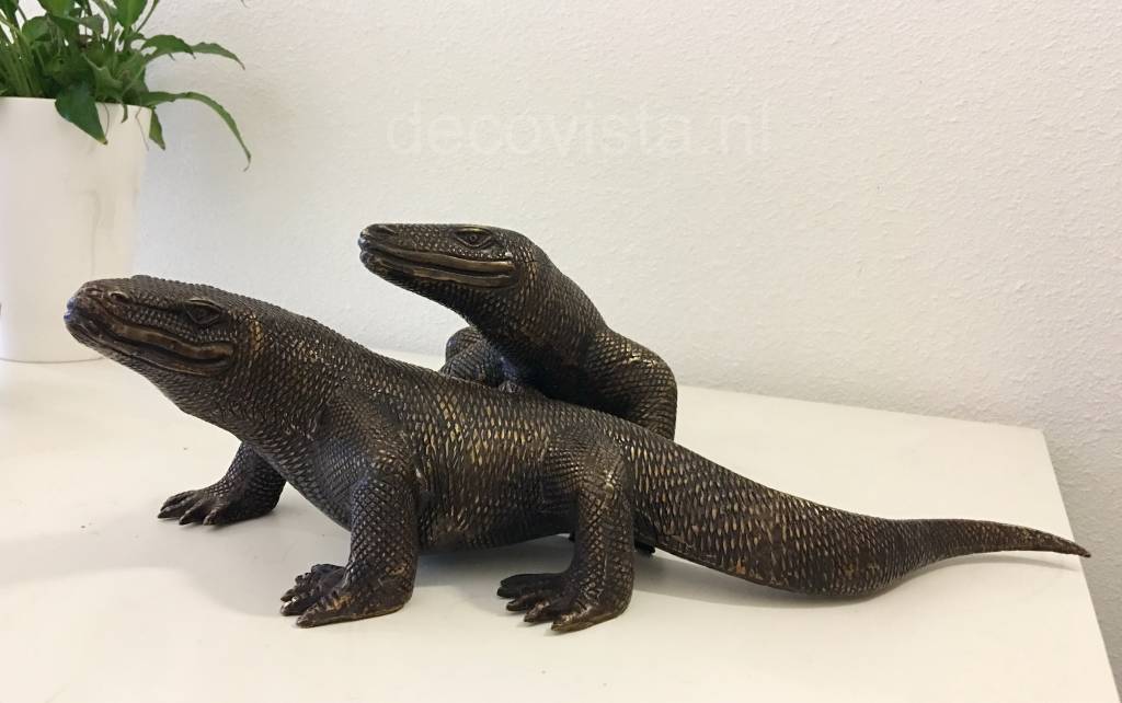 Miniature Bronze Figurine Varan lizard sculpture art manual processing 