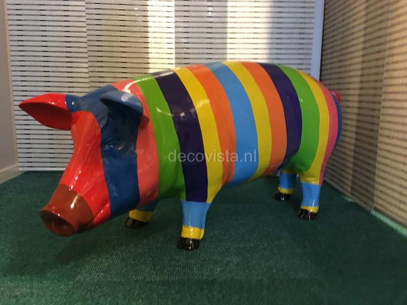 Bunte Schweinestatue Fur Zu Hause Oder Im Garten Decovista