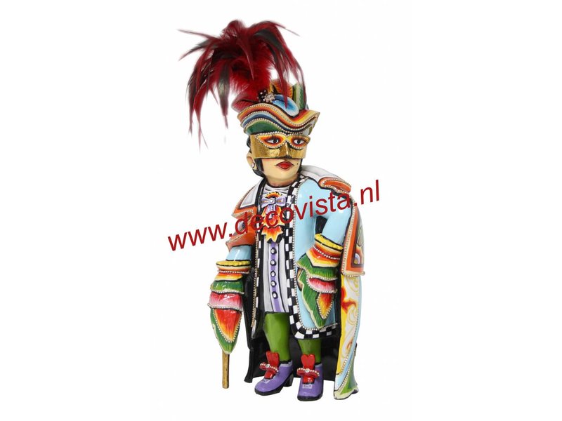 Toms Drag Il Conte el Baile del Conde en la estatua de carnaval de Maschera, baile de máscaras