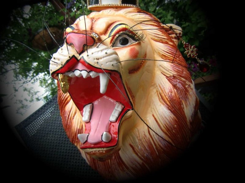 Toms Drag Estatua de león Clarance - XL