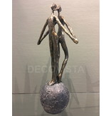 Decorative figurine Balancing